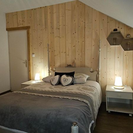 Gite Eglantine 2 A 6 Personnes Avec Spa Et Salle De Jeux Dans La Residence Ventron Exteriör bild