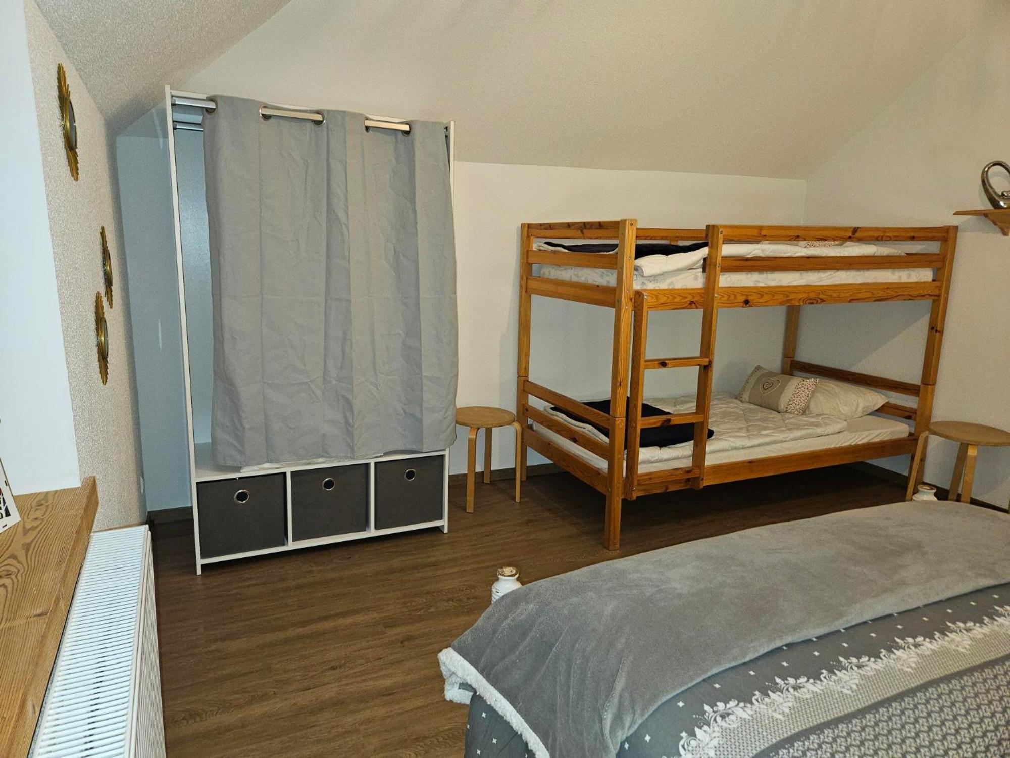 Gite Eglantine 2 A 6 Personnes Avec Spa Et Salle De Jeux Dans La Residence Ventron Exteriör bild